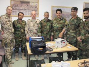 Mit dem ETT Training Team des Regionalen Militärkrankenhauses der ANA in Mazar-e-Sharif (Hoffmann, Mazar, 2010)
