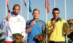 Abb 6: Military World Games 2011 in Brasilien: Hauptbootsmann Matthias Wesemann gewinnt die Goldmedaille im Maritimen Fünfkampf in der Einzelwertung.