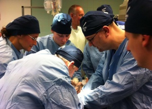 Abb. 4: Teilnehmer und Tutoren des "Damage-Control-Surgery"-Workshops.