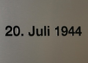 Abb. 5 Das Datum des 20. Juli 1944 als Zeichen des Widerstands. Foto SanAkBw.