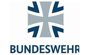 Appell zur Fahnenbandverleihung und Feierliches Gelöbnis sowie Vereidigung beim Sanitätsregiment 2 "Westerwald" in Koblenz