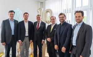Zehn Jahre Innovation und Zusammenarbeit: Jubiläum des Stiftungslehrstuhls bei Dräger