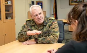 „Der Sanitätsdienst der Bundeswehr war und ist ein ­geschätzter Partner sowohl auf nationaler als auch ­internationaler Ebene“