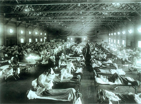 Militärkrankenhaus in Kansas während der Spanischen Grippe